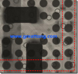 BGA錫球尺寸小于0.4mm，采用降低BGA內(nèi)圍襲球的錫膏量所得到X-Ray，稍微留意一下可以發(fā)現(xiàn)最外圈的錫量(圓的直徑)比其他內(nèi)圍的錫球上的錫量來得多一點(diǎn)點(diǎn)。也就是外圈的黑色圓形直徑比內(nèi)圈的圓形來得大一點(diǎn)點(diǎn)。