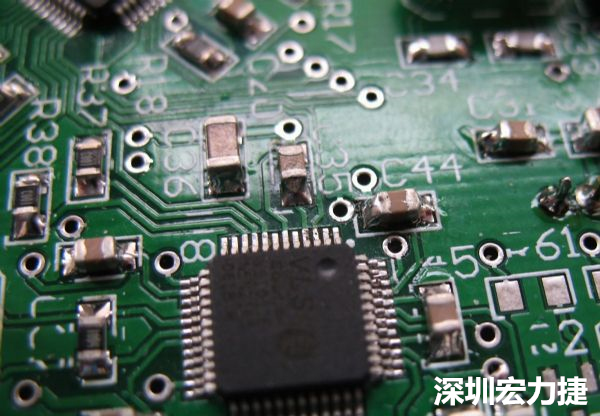 音訊電路訊號品質，是影響操作體驗的關鍵，電路布局要特別注意。